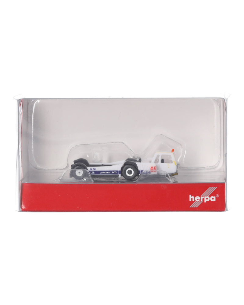 Herpa - Влекач - Lufthansa LEOS Goldhofer AST-2 tractor - 1:200 мащаб